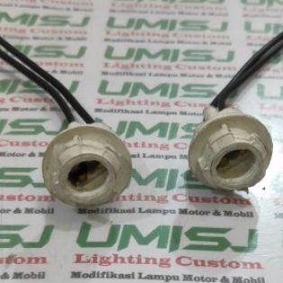Soket T10 Untuk Sen Dan Lampu Kota